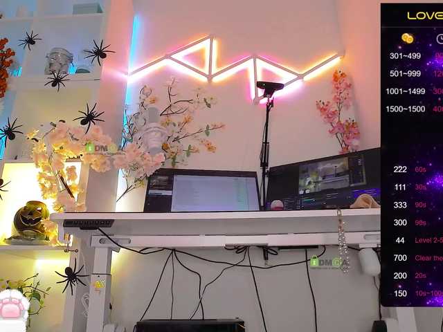 Accedi alla chat con il nickname _Marilyn_ _Marilyn_