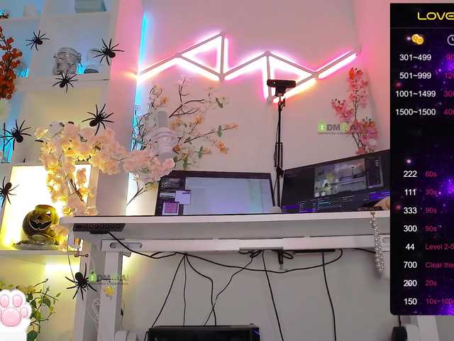 Entrez le videochat erotique avec le
modèle _Marilyn_ _Marilyn_