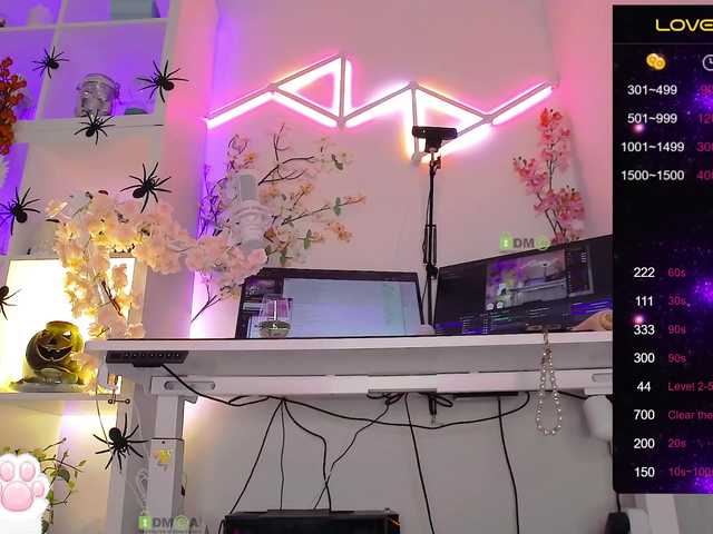Entrez le videochat erotique avec le
modèle _Marilyn_ _Marilyn_