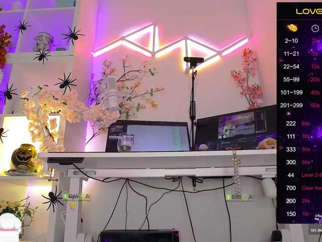 Vai a chattare su _Marilyn_ _Marilyn_