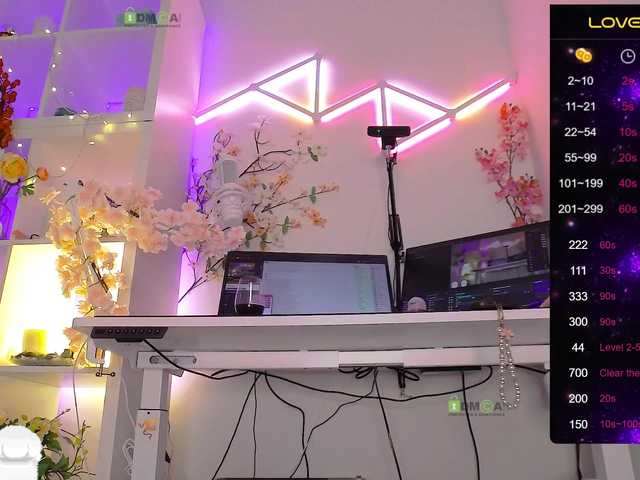 Entrez le videochat erotique avec le
modèle _Marilyn_ _Marilyn_