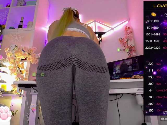 Entrez le videochat erotique avec le
modèle _Marilyn_ _Marilyn_