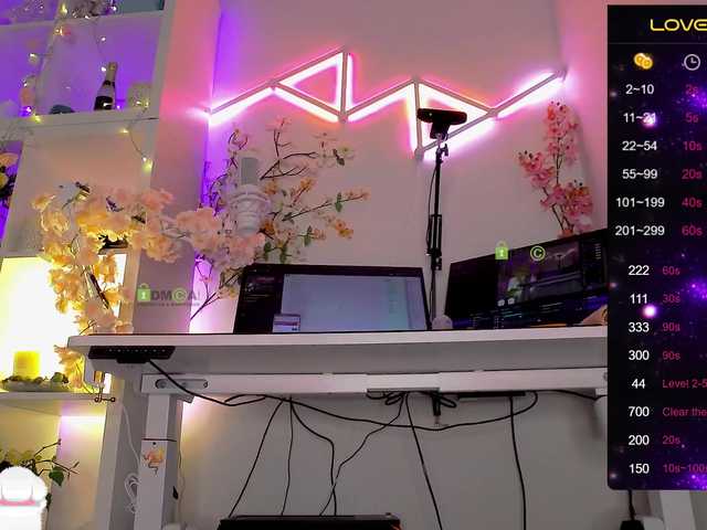 Entrez le videochat erotique avec le
modèle _Marilyn_ _Marilyn_