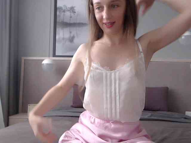 Shy-SweetGirl webcam