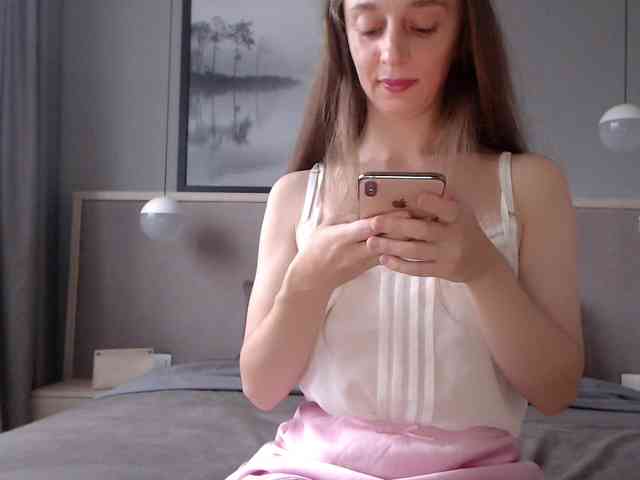 Shy-SweetGirl webcam