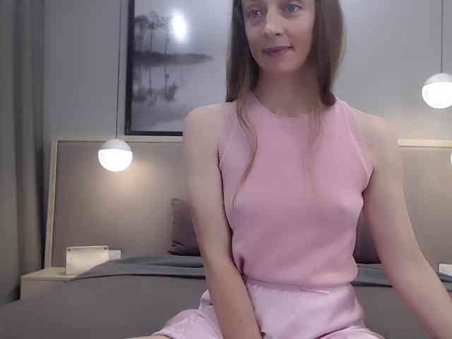 Shy-SweetGirl webcam