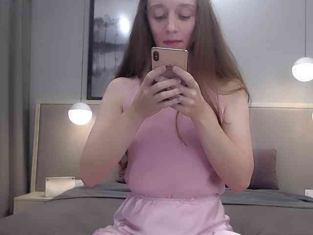 Shy-SweetGirl webcam
