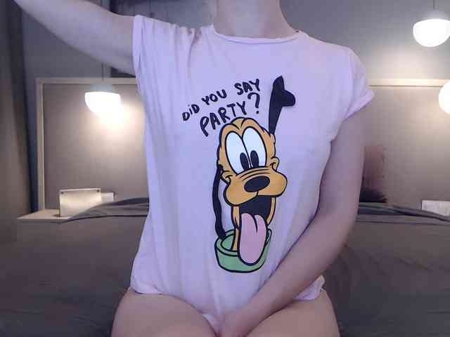 Shy-SweetGirl webcam