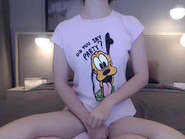 Shy-SweetGirl webcam