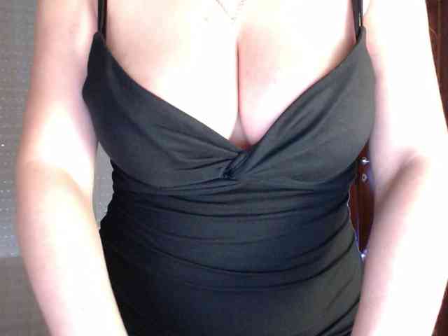 Alina-Lovely webcam