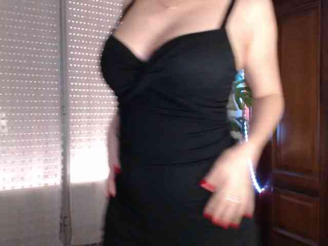 Alina-Lovely webcam