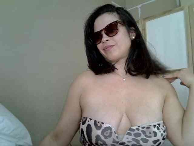sexysexy345 webcam