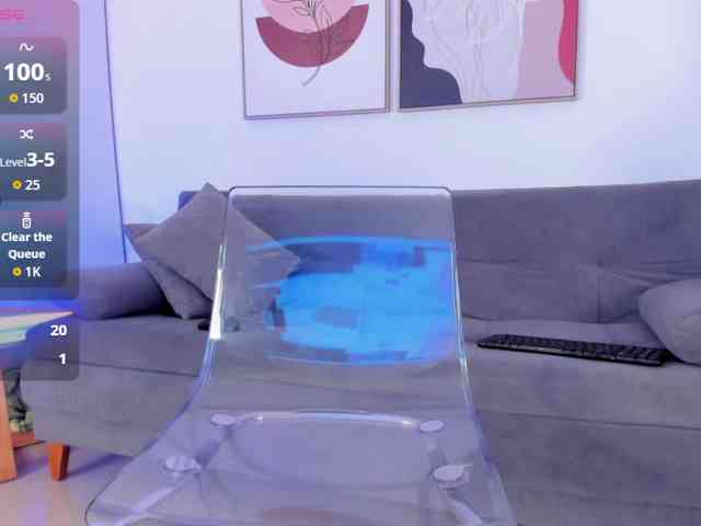 Sofia-Jones webcam