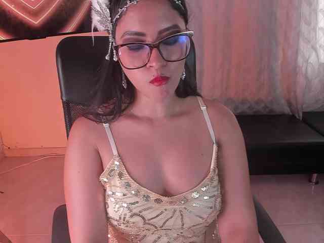 PaulinaBelush webcam