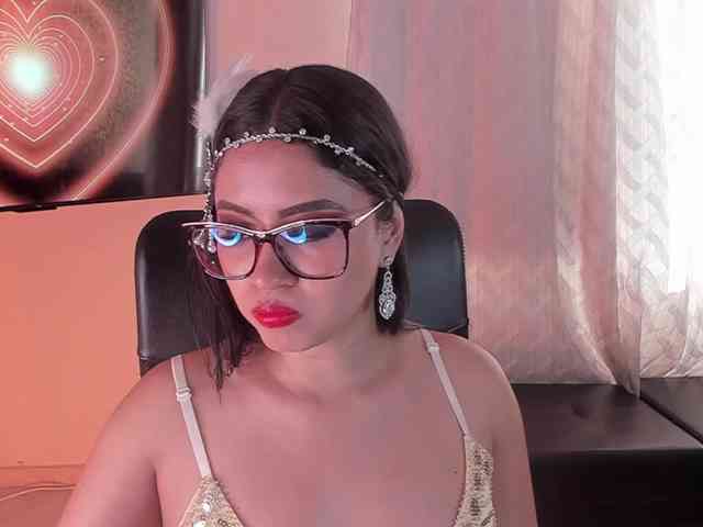 PaulinaBelush webcam