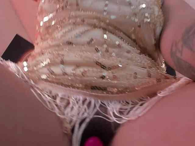 PaulinaBelush webcam