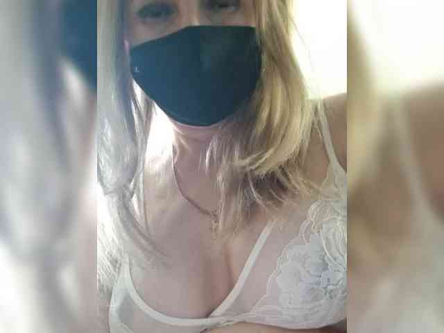 Rara_Avis webcam