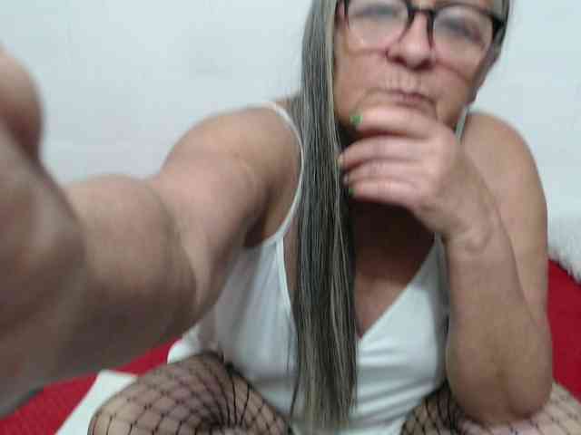 candy-mature webcam