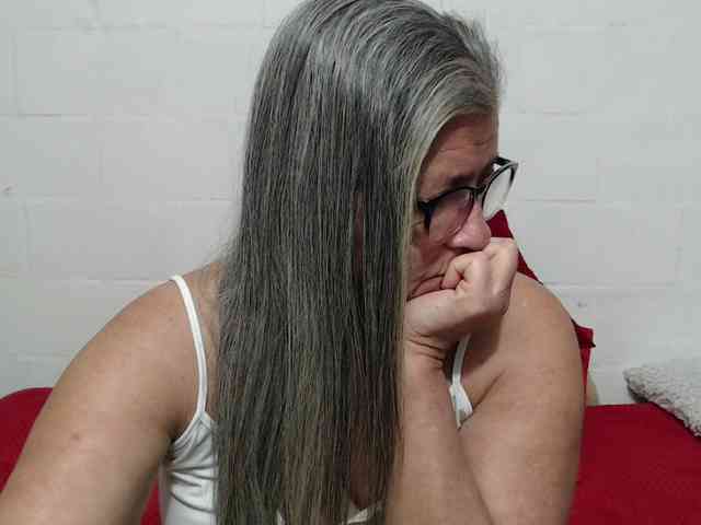 candy-mature webcam