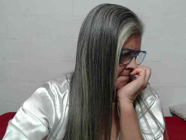 candy-mature webcam