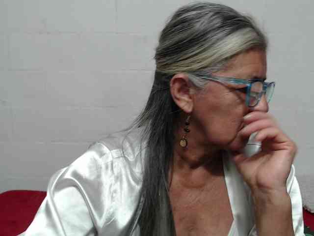 candy-mature webcam
