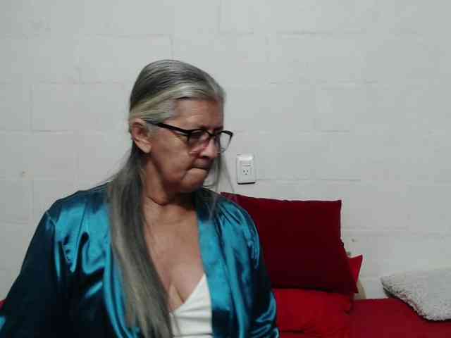 candy-mature webcam