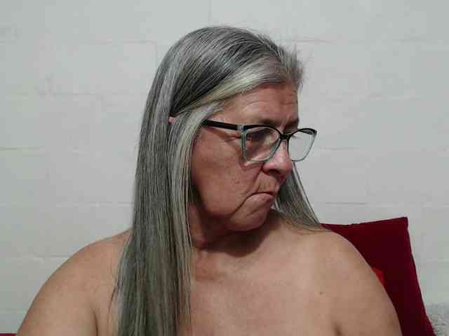 candy-mature webcam