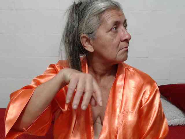 candy-mature webcam