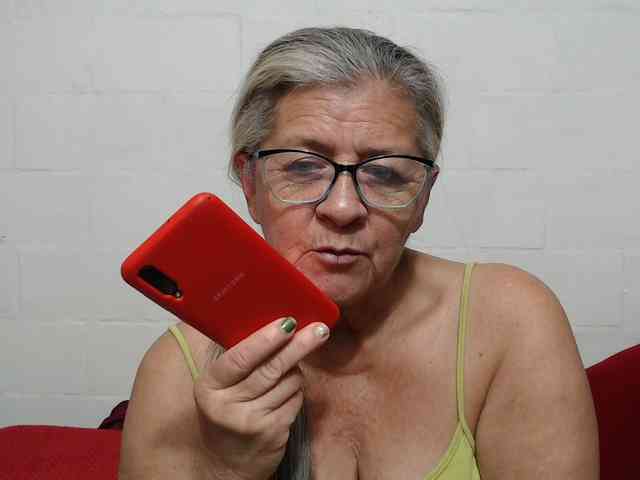 candy-mature webcam