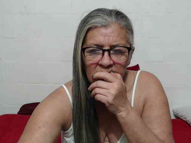 candy-mature webcam