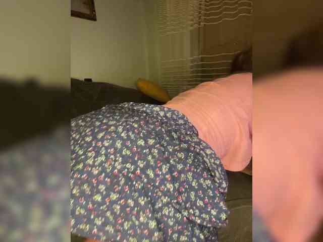 MayLily webcam