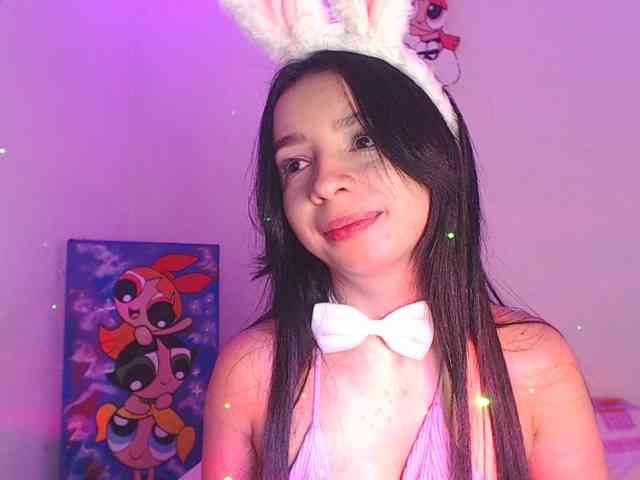 charlotehere webcam