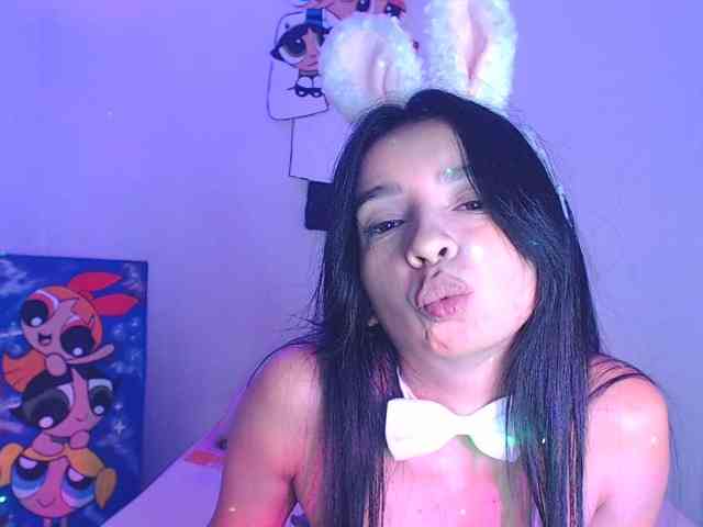 charlotehere webcam