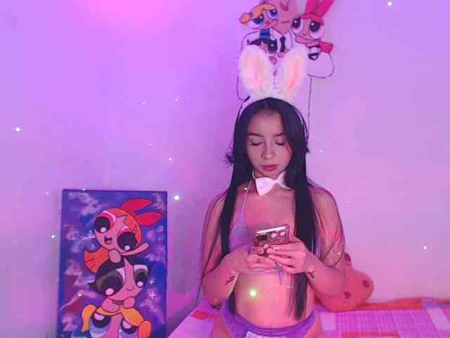 charlotehere webcam