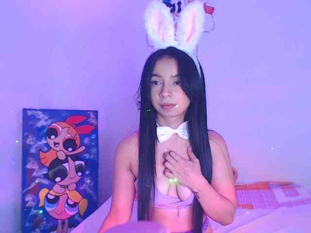 charlotehere webcam