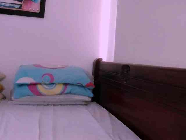 Lucypalmax webcam