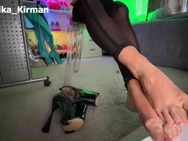 Erika_Kirman webcam