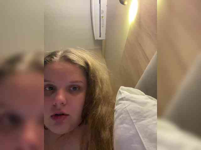 sweet_____cute webcam