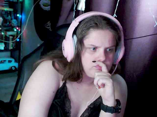 sweet_____cute webcam