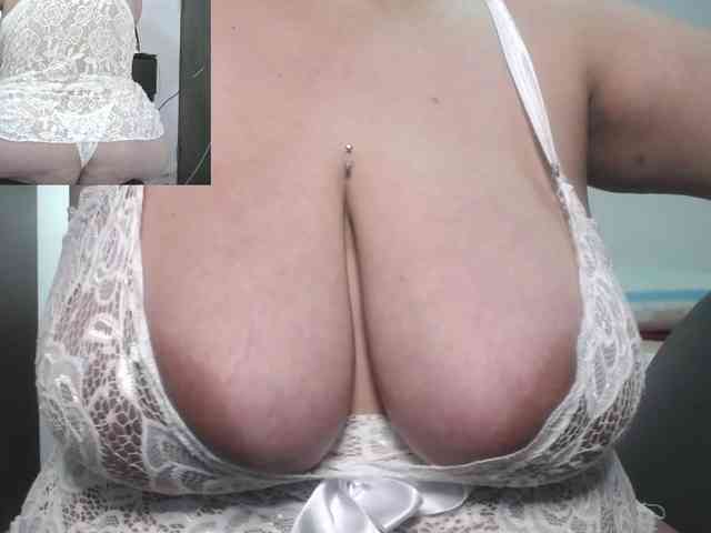 zoedoll webcam
