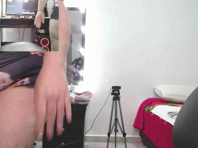 zoedoll webcam
