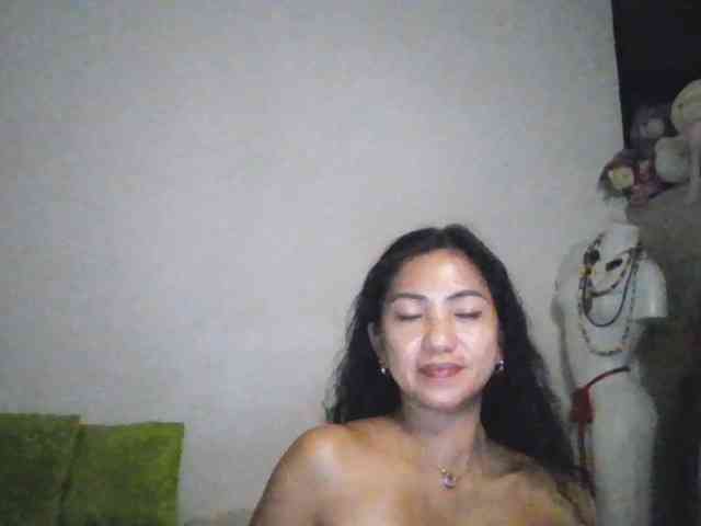 Tina_Jade webcam