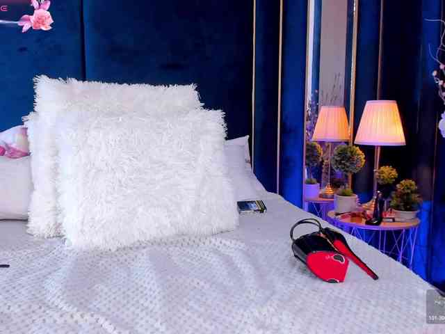 VanessaAngel webcam