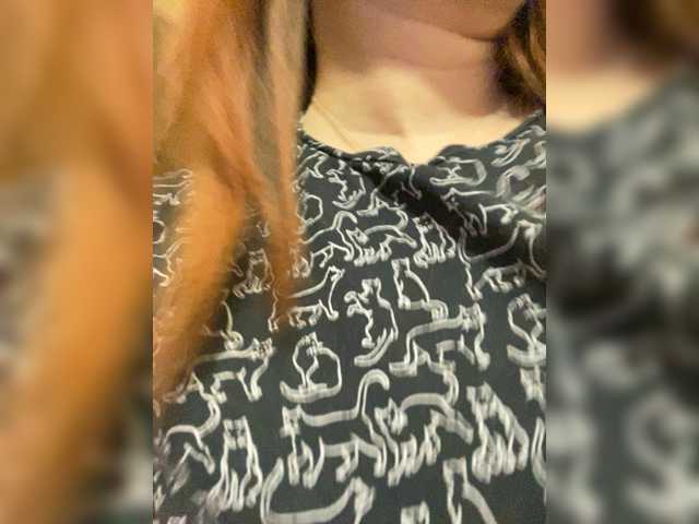 go to chat with QueenFoxyLiza