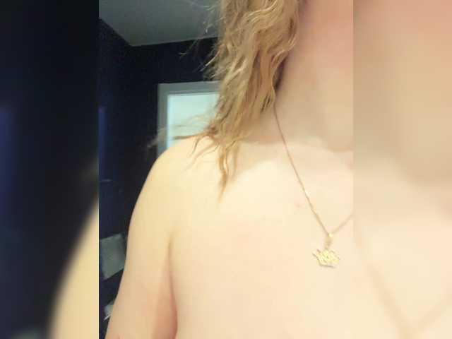 Entrez le videochat erotique avec le
modèle Katniss_K Katniss_K