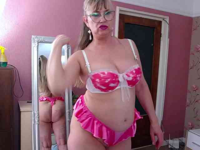 LadyMariahx webcam