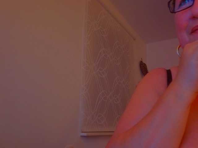 Connyat99 webcam