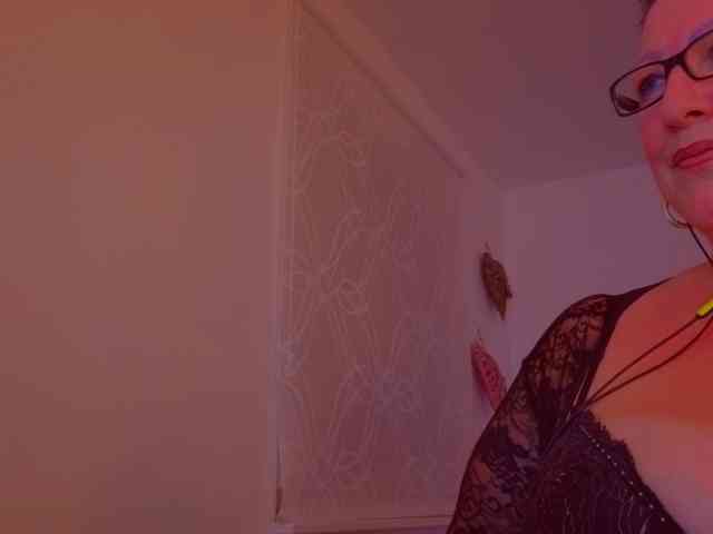 Connyat99 webcam