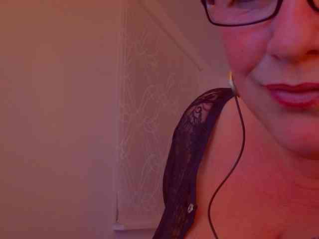 Connyat99 webcam