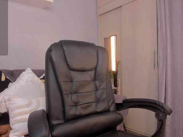 EllieMitchell webcam